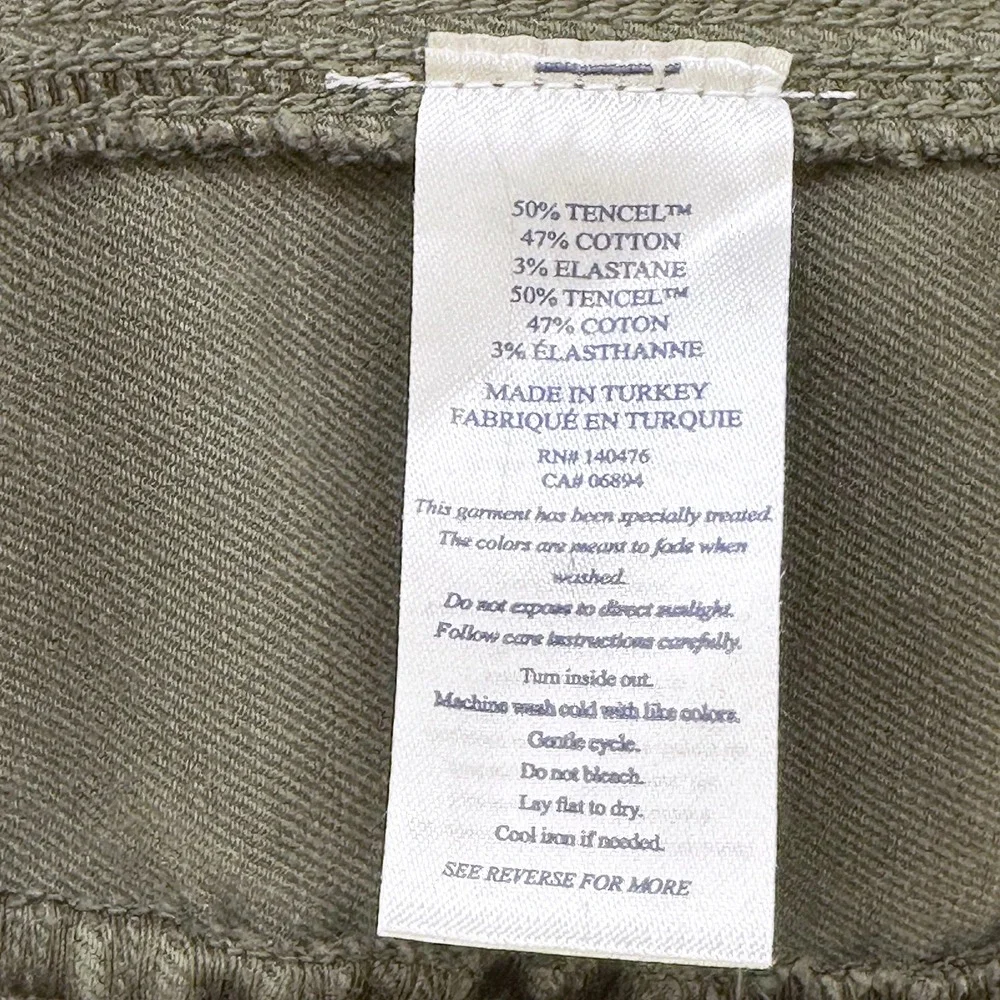FAHERTY Straight Leg Pull-on Traveler Pant • Medium • olive • gorpcore utility